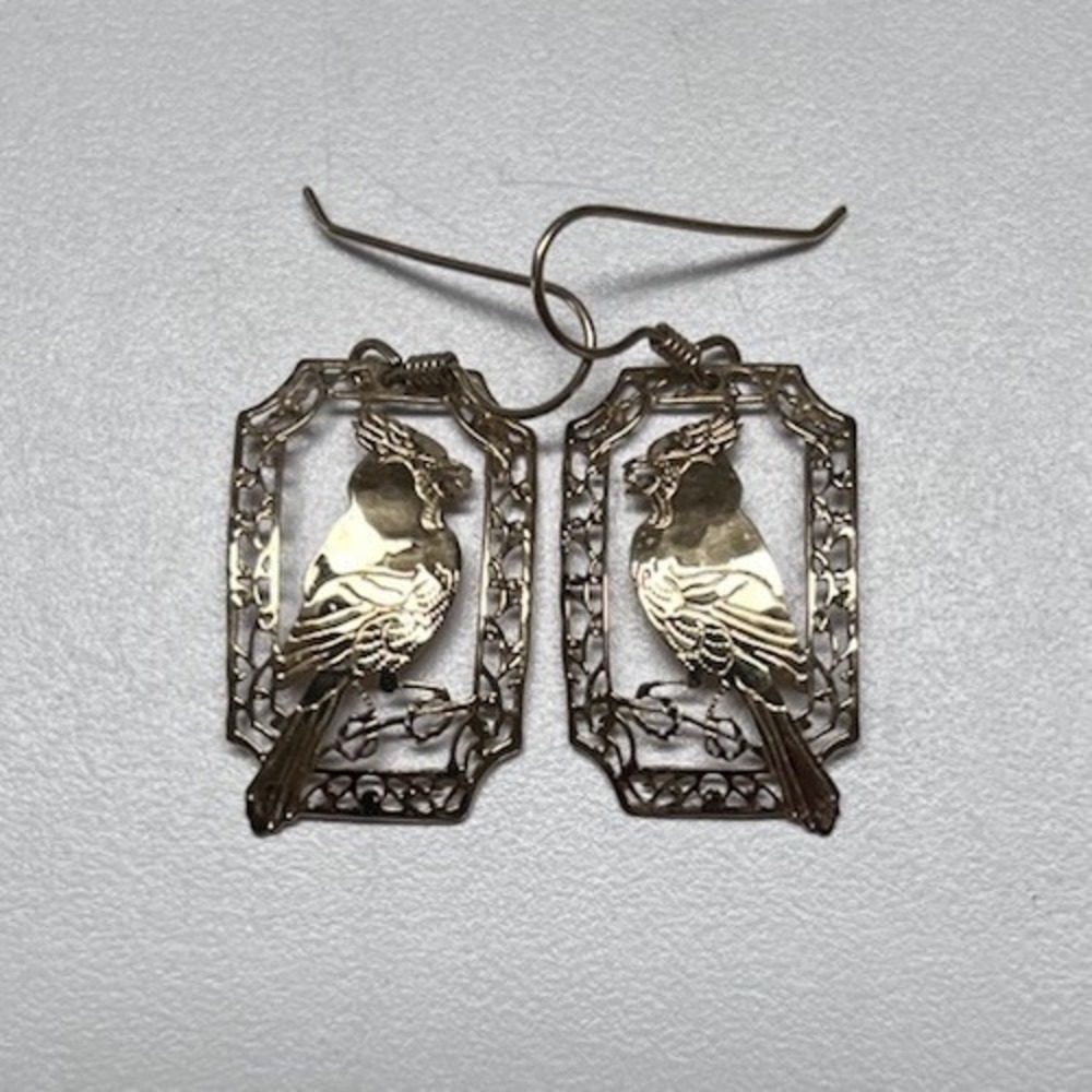 Wild Bryde Vintage Gold Tone Cardinal Filigree Dangle Earrings Signed US Made